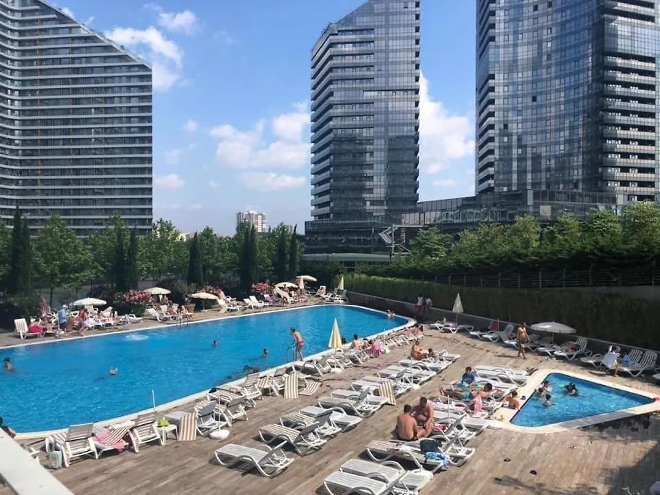 2-Bedroom Apartment In Bati Sehir - Istanbul